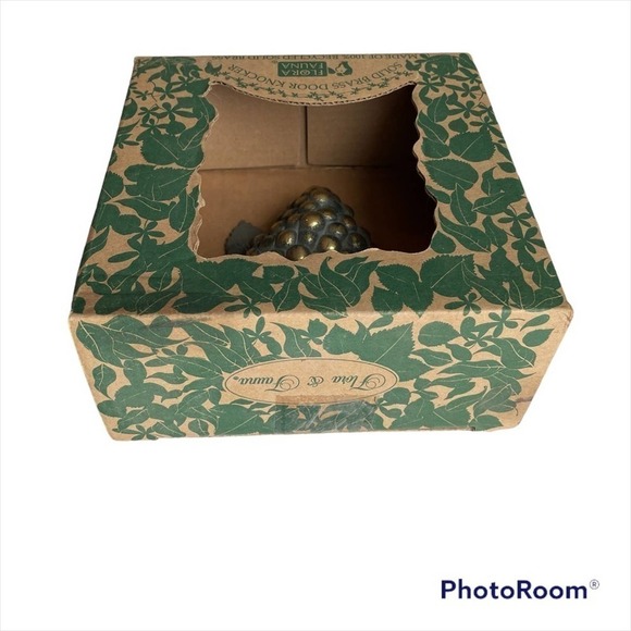 FLORA FAUNA Solid Brass Door Knocker Grapes Green Gold New Vintage - Picture 9 of 15